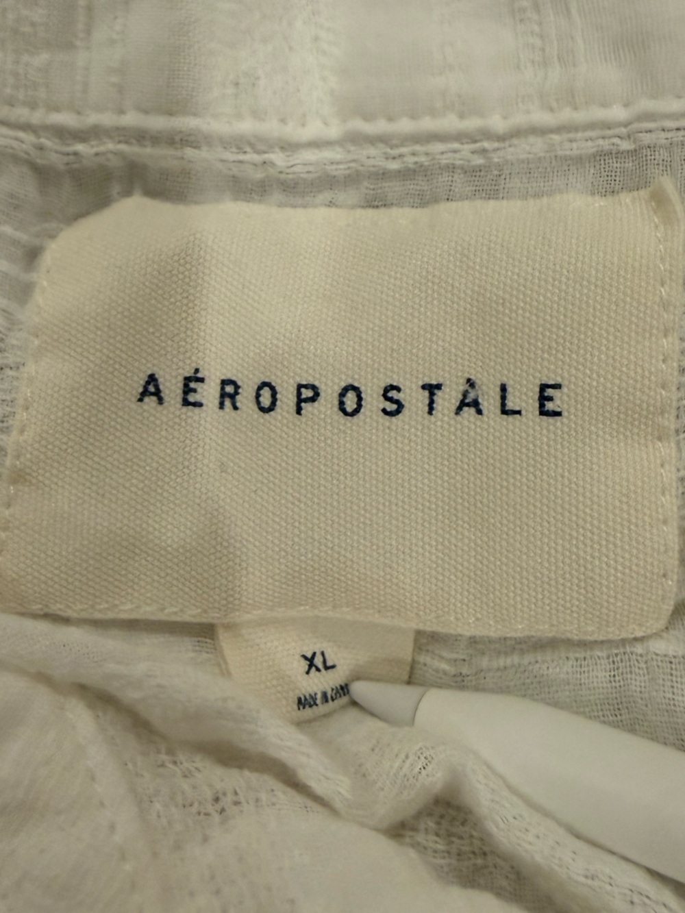 Aeropostale White Textured Gauze "Boyfriend" Button-Down Size L - Picture 3 of 4